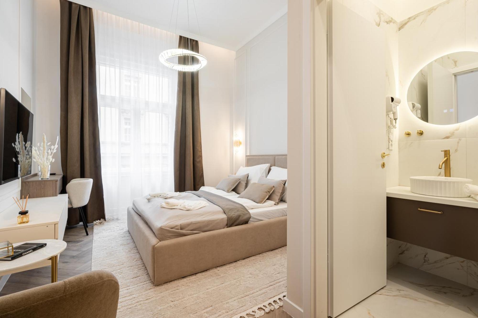A20 - Boutique Location, By Bqa * Budapesta